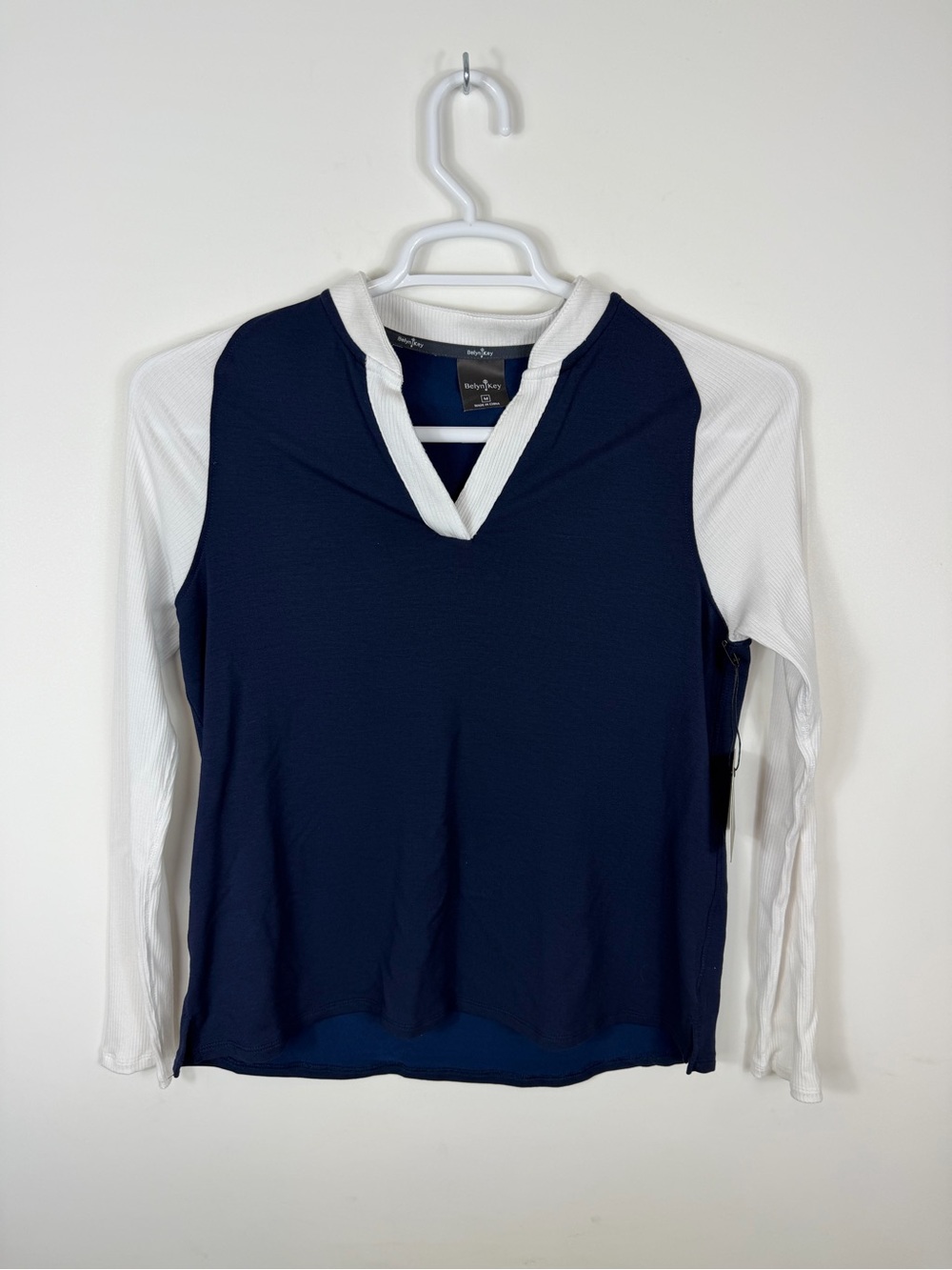 Belyn Key Navy and White V-Neck Penny Pullover